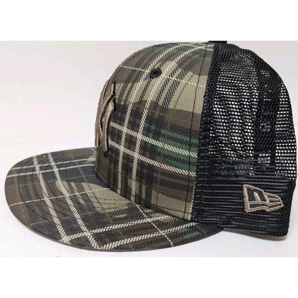 New Era New York Yankees MLB Camo Plaid 9FIFTY Mesh Snapback Adjustable Hat Cap